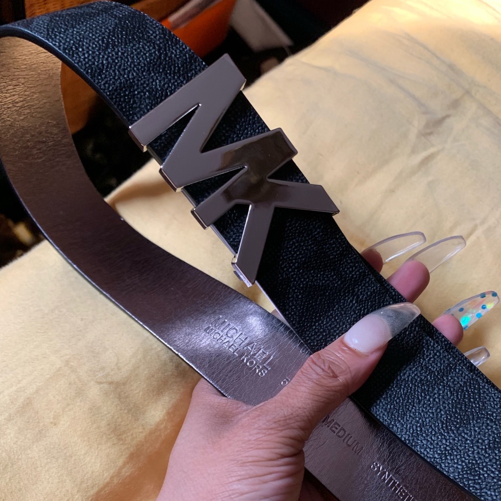 MICHAEL KORS BELT ‼️